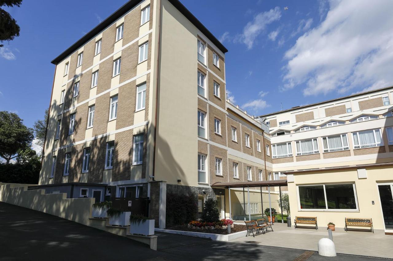 Casa Per Ferie San Juan De Avila - Rome, Rome